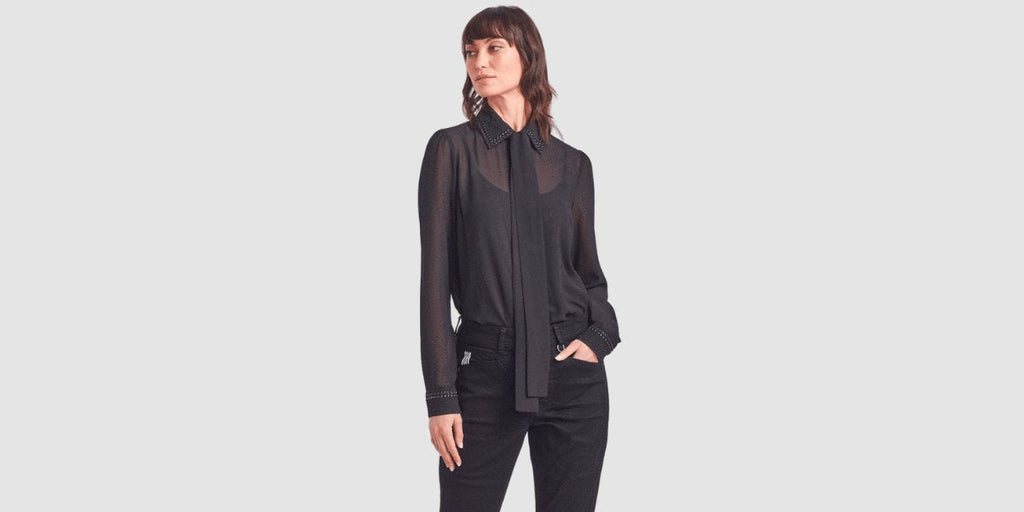 Mela Purdie tops online, Frank Lyman tops, Paula Ryan tops, Desigual tops, Verge tops online and more top fashion labels. Signature of Double Bay is the best shopping destination for 40 plus fashion.