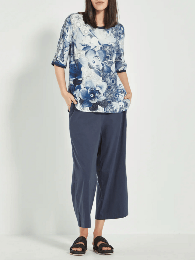 VERGE Relaxed Fit Macy Top in Blue Floral Print Verge Stockist Online Australia Signature of Double Bay Mature Fashion Acrobat Flattering
