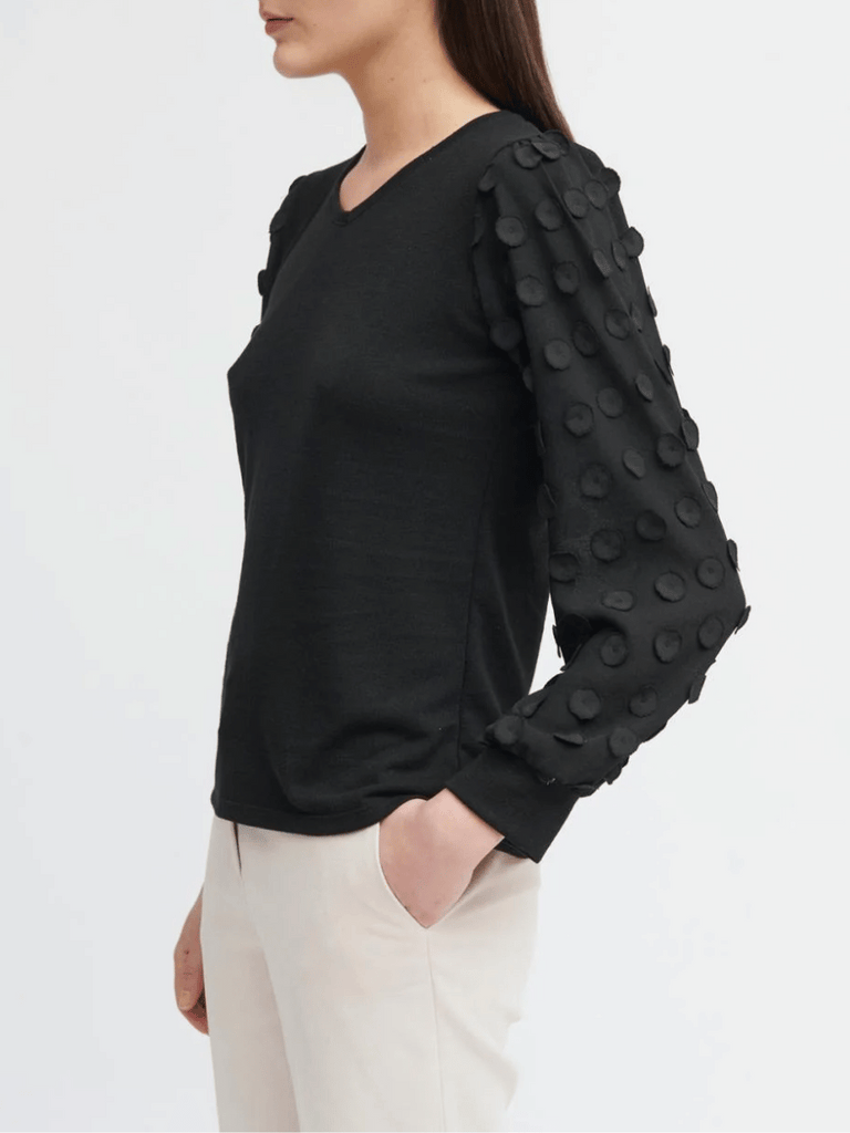 Tinta & Bariloche Amara T-Shirt in Black Tinta and Bariloche online Australia Shop Tinta Bariloche shorts, dresses, tops online. Signature of Double Bay Fashion Tinta and Bariloche Online