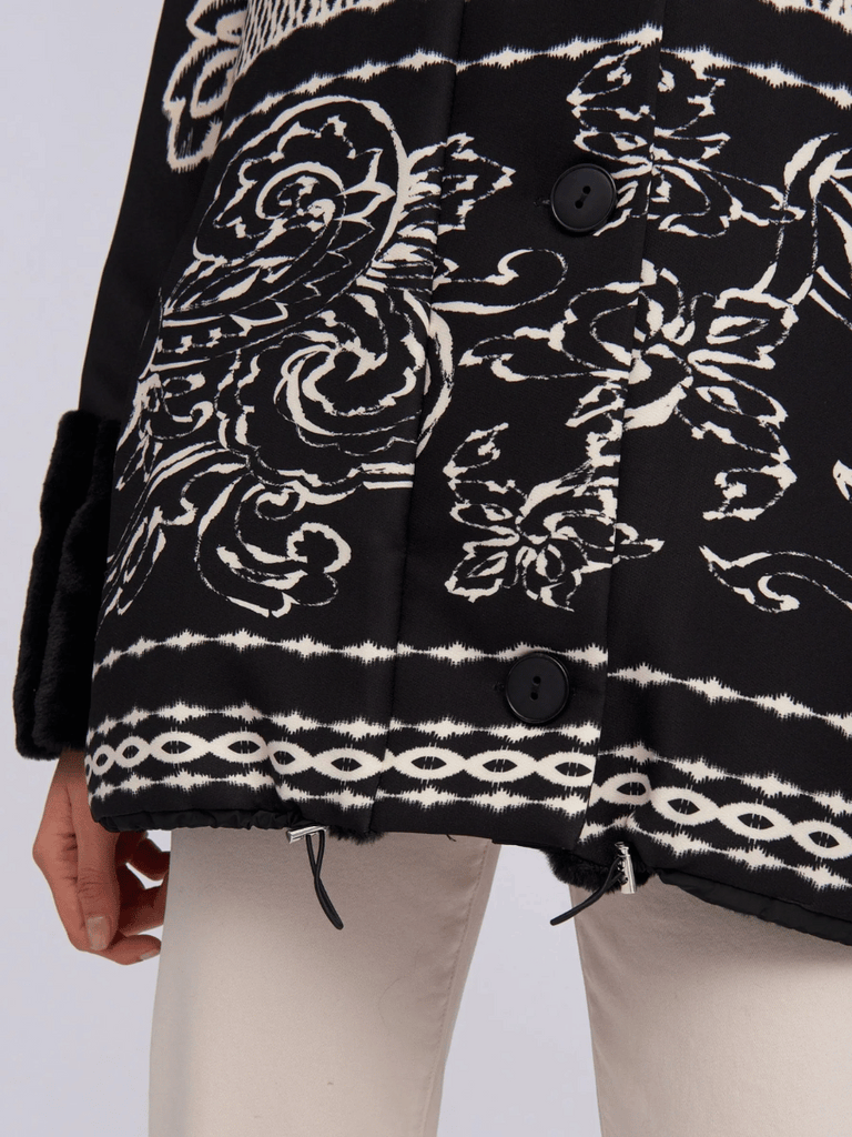 Tinta Samay Reversible Padded Coat in Black and White Floral Print Tinta and Bariloche online Australia Shop Tinta Bariloche shorts, dresses, tops online. Signature of Double Bay Fashion Tinta and Bariloche Online 