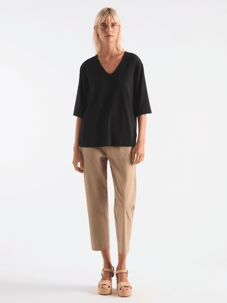 Mela Purdie V Stretch Plaza Top in Black 8323 Effortless Style and Relaxed Fit Top with elbow length sleeves Mela Purdie Stockist Online Sydney Australia
