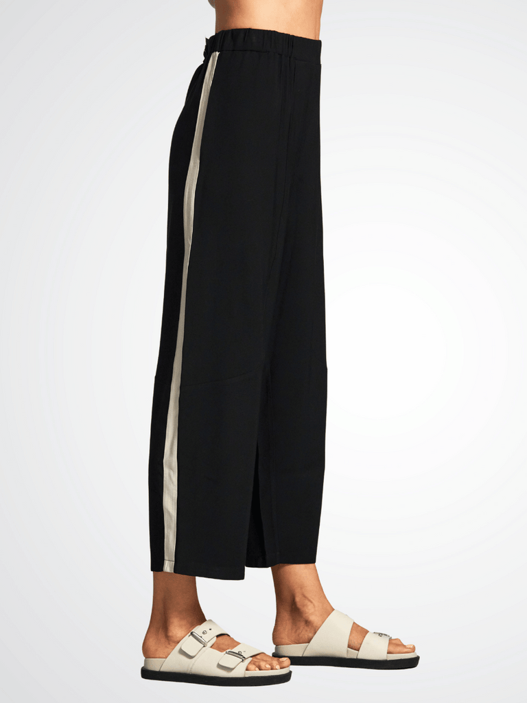Peruzzi Slouch Ecru Side Stripe Trousers in Black 25162 shop peruzzi, peruzzi fashion, peruzzi stockists, peruzzi stockists australia, peruzzi sydney, peruzzi womens clothing