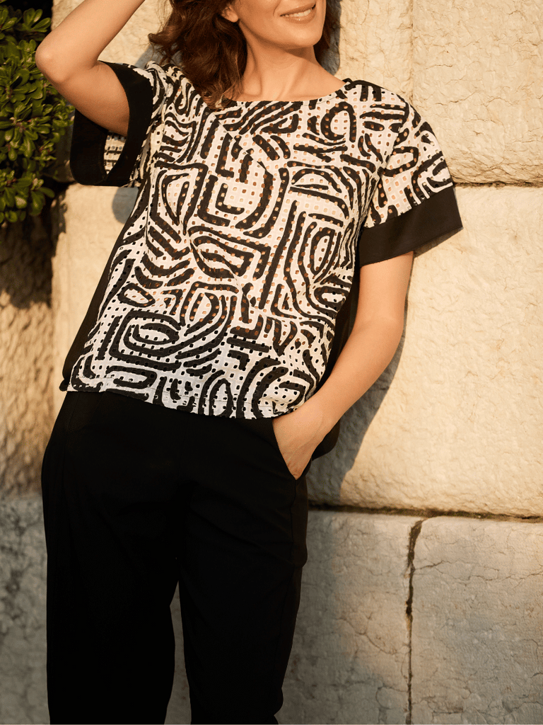 Peruzzi Short Sleeve Abstract Print Punch Hole Top in Black and Sand 25133 shop peruzzi, peruzzi fashion, peruzzi stockists, peruzzi stockists australia, peruzzi sydney, peruzzi womens clothing