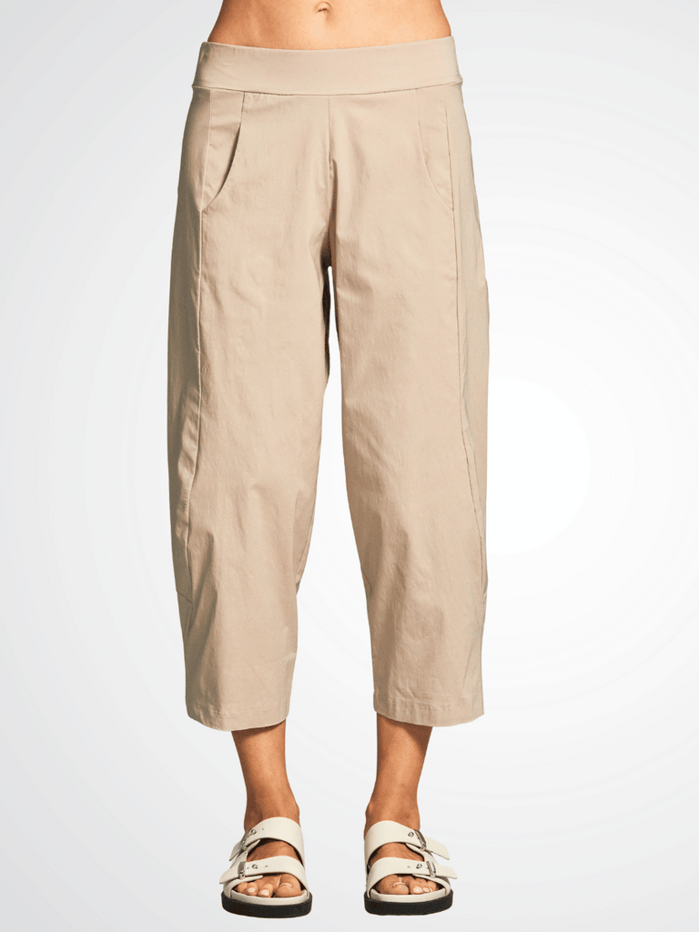 Peruzzi 7/8 Length Slouch Trousers in Ecru Beige 25503L shop peruzzi, peruzzi fashion, peruzzi stockists, peruzzi stockists australia, peruzzi sydney, peruzzi womens clothing