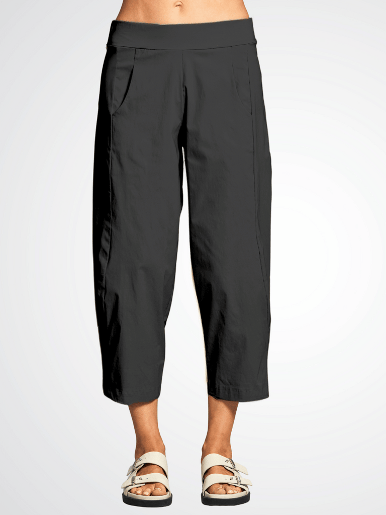 Peruzzi 7/8 Length Slouch Trousers in Black 25503L shop peruzzi, peruzzi fashion, peruzzi stockists, peruzzi stockists australia, peruzzi sydney, peruzzi womens clothing