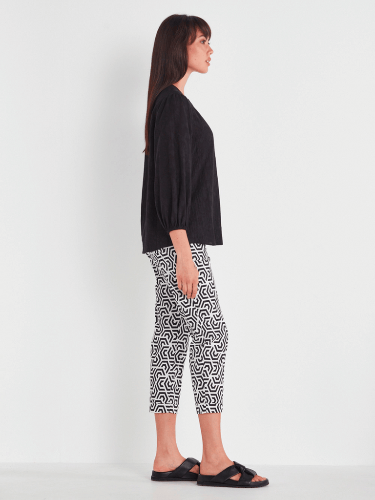 VERGE Acrobat 7/8 Length Relaxed Leg Pant in Cosmo Black and White Print 8786 Verge Stockist Online Australia Signature of Double Bay Mature Fashion Acrobat Flattering