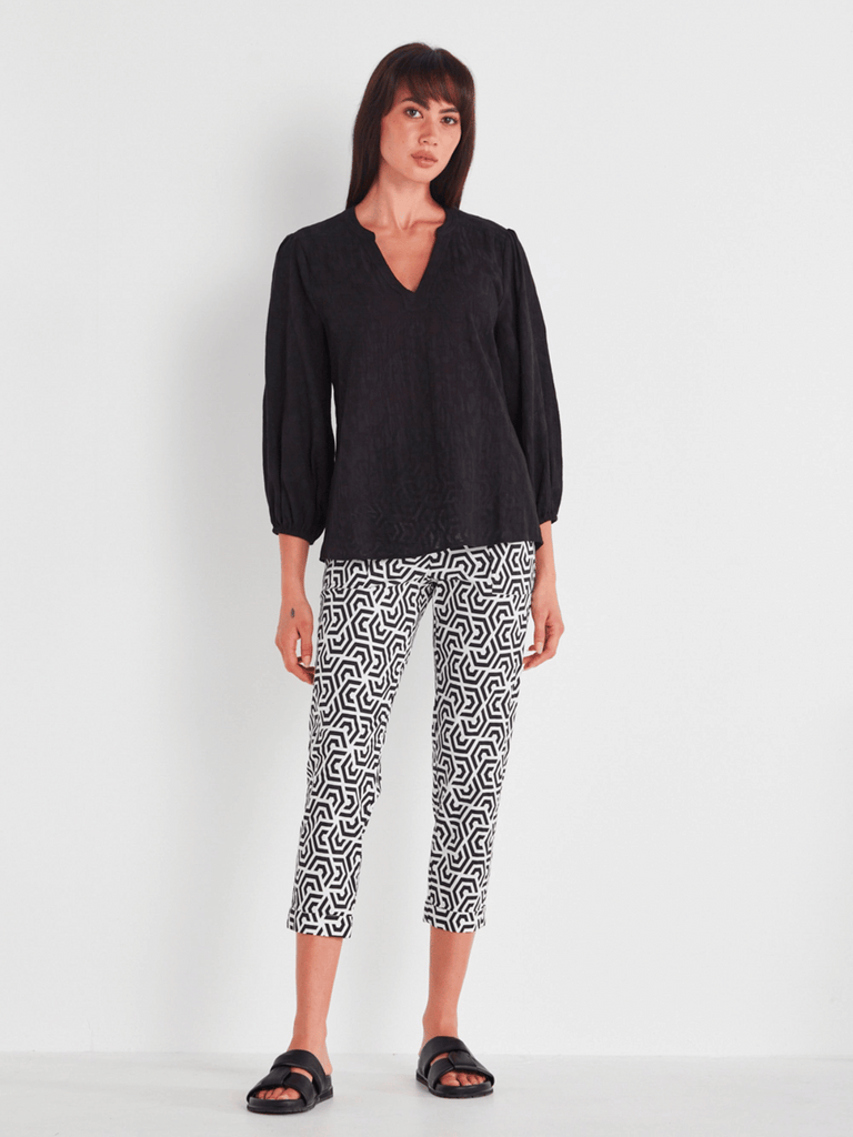 VERGE Acrobat 7/8 Length Relaxed Leg Pant in Cosmo Black and White Print 8786 Verge Stockist Online Australia Signature of Double Bay Mature Fashion Acrobat Flattering