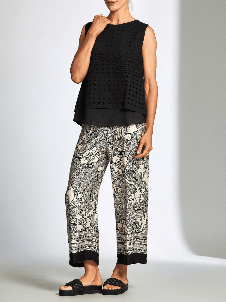 Peruzzi Sleeveless Broderie Blouse in Black S25135 shop peruzzi, peruzzi fashion, peruzzi stockists, peruzzi stockists australia, peruzzi sydney, peruzzi womens clothing