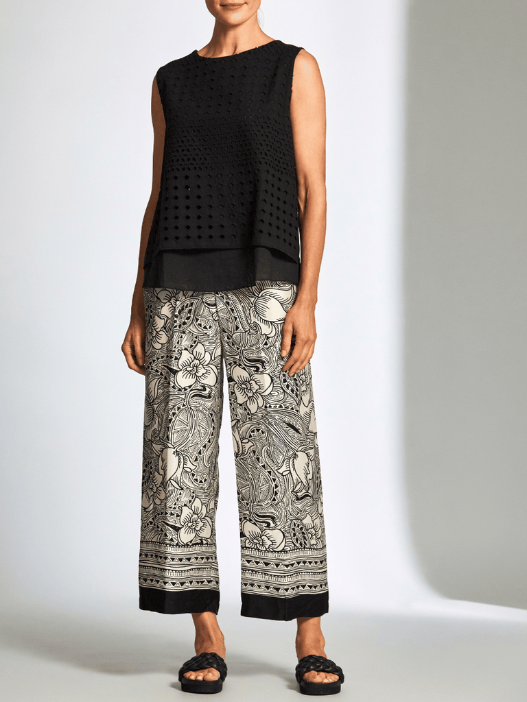 Peruzzi Sleeveless Broderie Blouse in Black S25135 shop peruzzi, peruzzi fashion, peruzzi stockists, peruzzi stockists australia, peruzzi sydney, peruzzi womens clothing