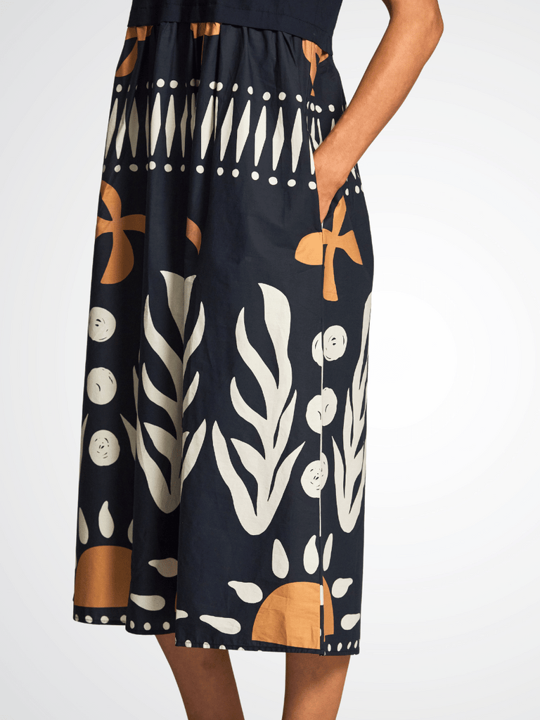 Peruzzi Abstract Print Cotton Midi Dress in Navy and Ecru S25113 shop peruzzi, peruzzi fashion, peruzzi stockists, peruzzi stockists australia, peruzzi sydney, peruzzi womens clothing