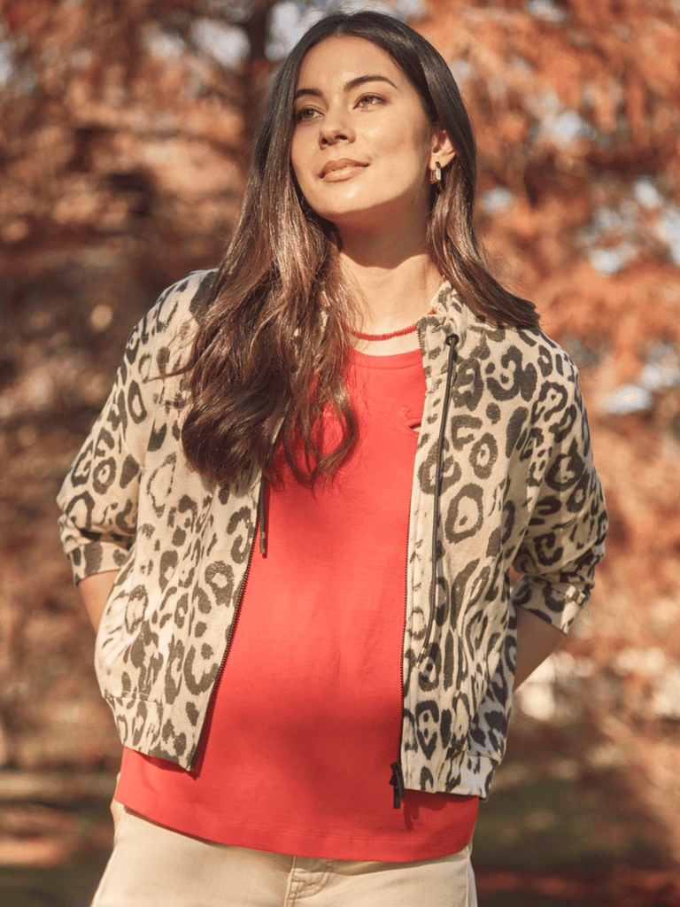 VERGE 3/4 Sleeve Relaxed Fit Suave Jacket in Animal Print Verge Stockist Online Australia Signature of Double Bay Mature Fashion Acrobat Flattering