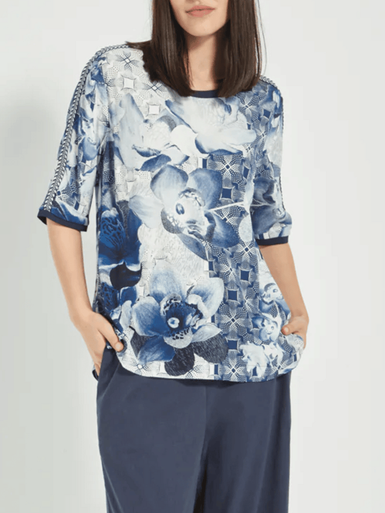 VERGE Relaxed Fit Macy Top in Blue Floral Print Verge Stockist Online Australia Signature of Double Bay Mature Fashion Acrobat Flattering