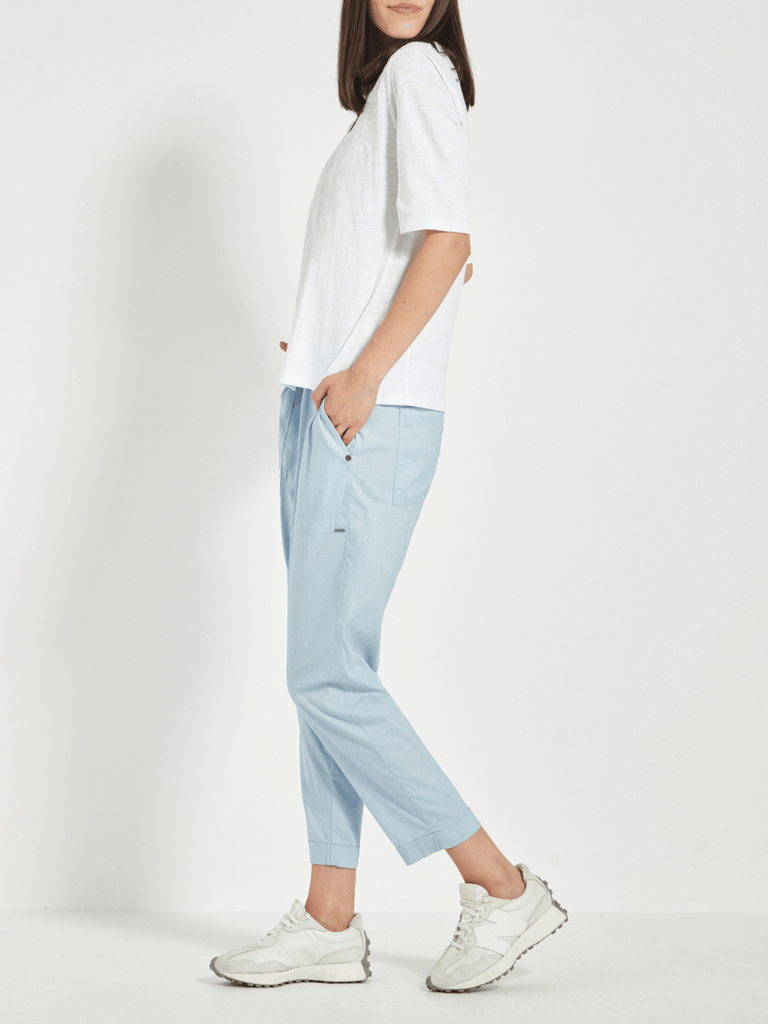 VERGE Acrobat Essex Ankle-Length Pant in Chambray Light Blue 5621 Verge Stockist Online Australia Signature of Double Bay Mature Fashion Acrobat Flattering