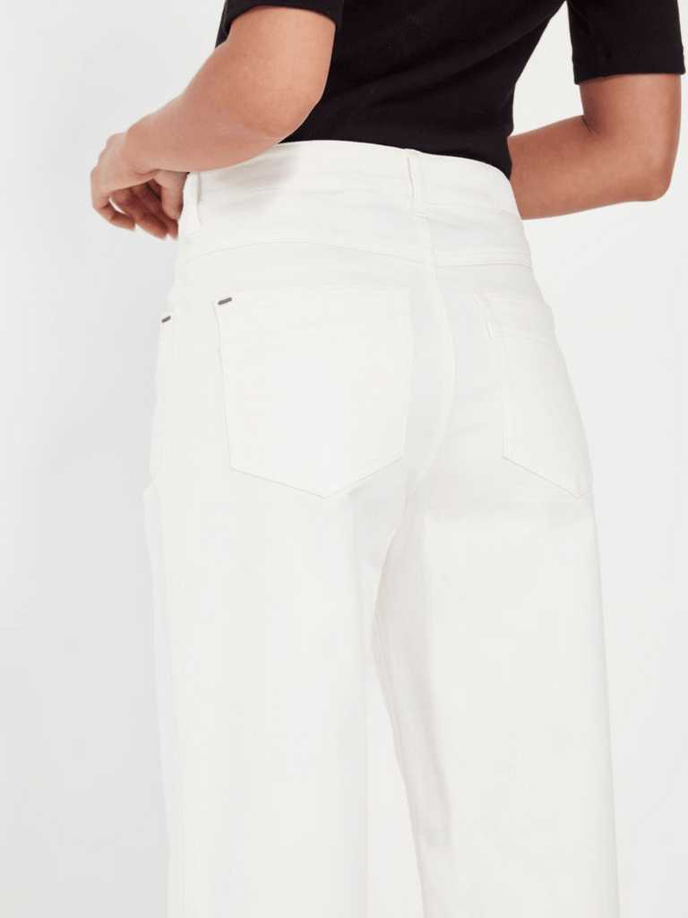 VERGE Cruise Jean in White 9594XBT Verge Stockist Online Australia Signature of Double Bay Mature Fashion Acrobat Flattering