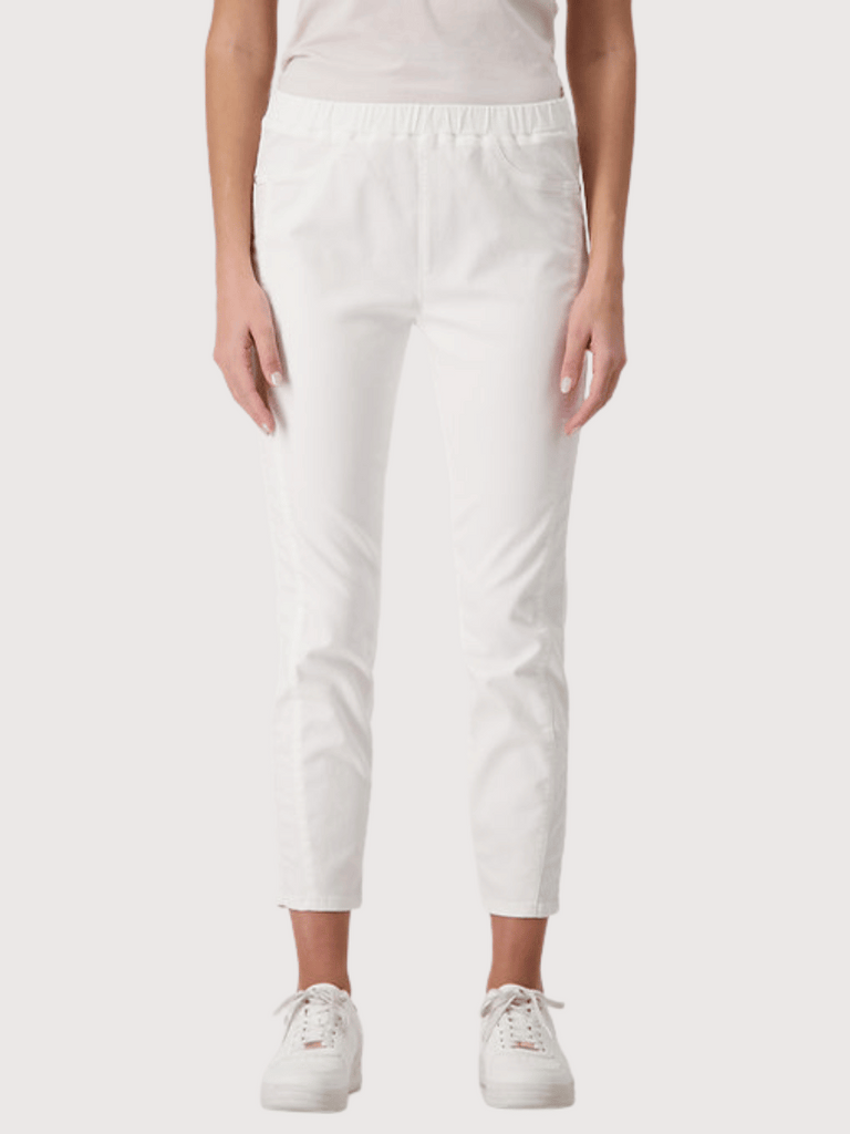 Monari Elastic Pull On Jegging-Style 7/8 Pant in Off White 409516 Discover the Elegant Monari Collection at Signature of Double Bay, Shop Stylish Knitwear, Dresses, and Tops Online from Sydney's Premier Mature Fashion Boutique