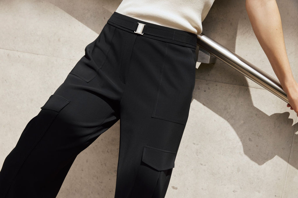 Raffaello Rossi Fiora Mid-Rise 7/8 Length Jogger Pant in Black chic jogging style pants officewear comfortable and elegant travel pant Raffaello Rossi Candy Pant online stockist Australia relaxed comfortable black drawstring pants online Australia Signature of Double Bay Raffaello Rossi Pants online