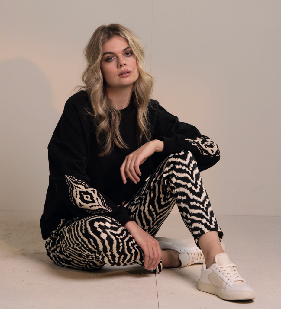 &Co Woman Netherlands Delly Slim Pant in Ikat Print PA277 Online Stockist &co woman travel wear travel clothing online sydney australia lightweight easy care wardrobe essentials