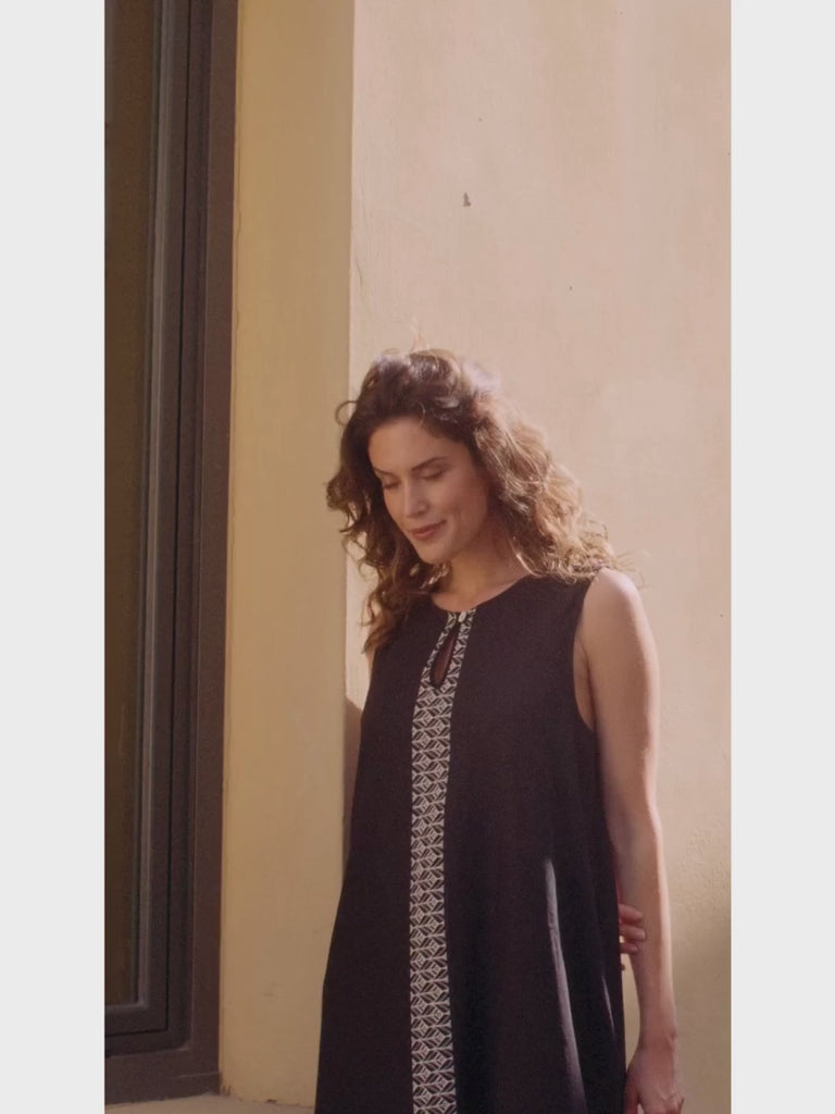 Peruzzi Sleeveless Long Linen Contrast Dress in Black and Cream S25132 shop peruzzi, peruzzi fashion, peruzzi stockists, peruzzi stockists australia, peruzzi sydney, peruzzi womens clothing