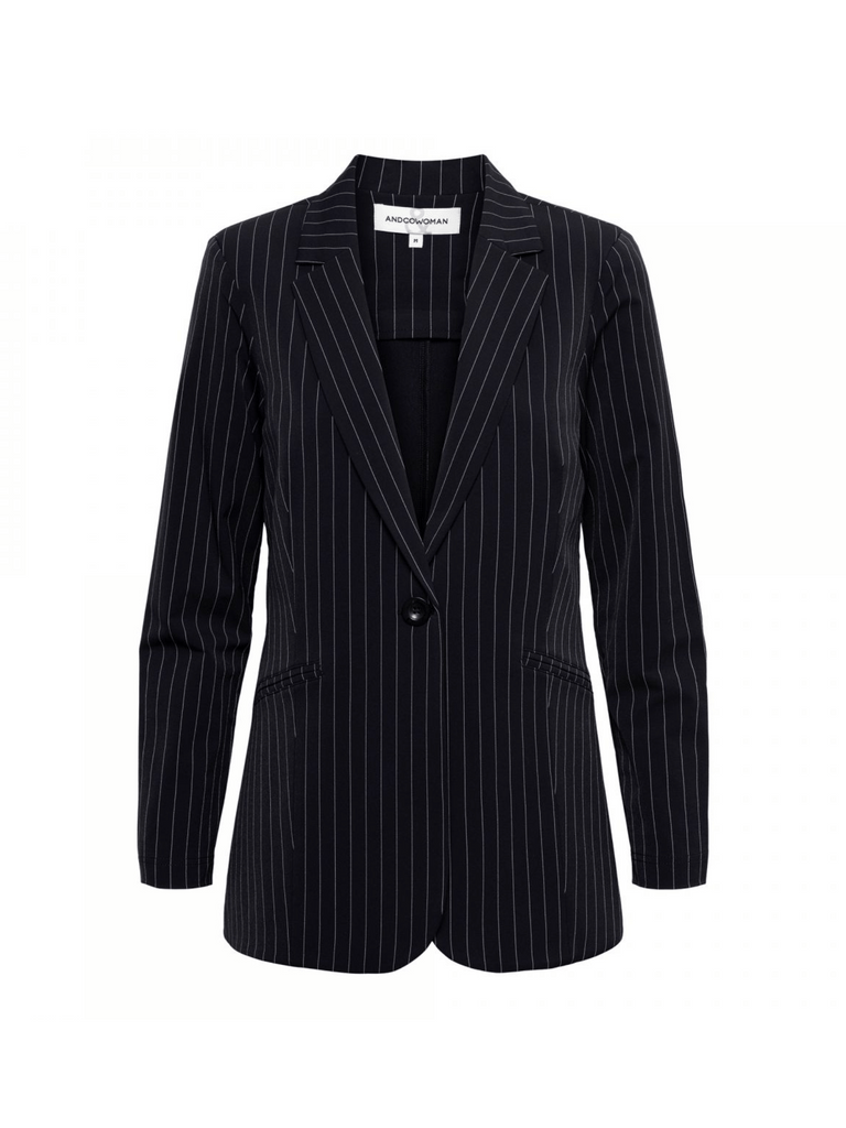 &Co Woman Netherlands Phoebe Single Button Pinstripe Travel Jacket in Black and White wrinkle free longline travel blazer single button unlined jacket with shoulder pads Made from comfortable stretch fabric Online Stockist &co woman travel wear travel clothing online sydney australia lightweight easy care wardrobe essentials