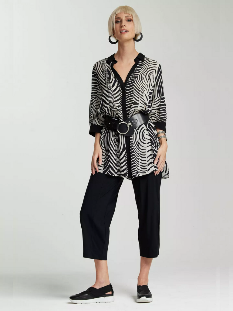 Shop Paula Ryan online Signature of Double Bay fashion boutique official stockist womens mature fashion Herringbone Soft Sleeve Overshirt in Black and White 8673